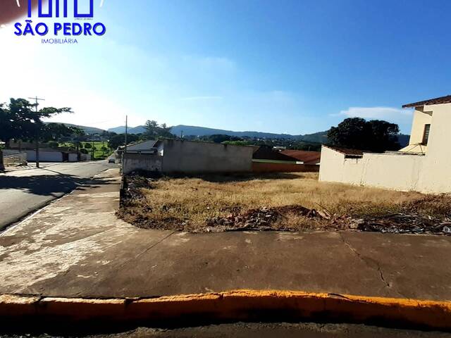 Terreno para Venda em São Pedro - 4