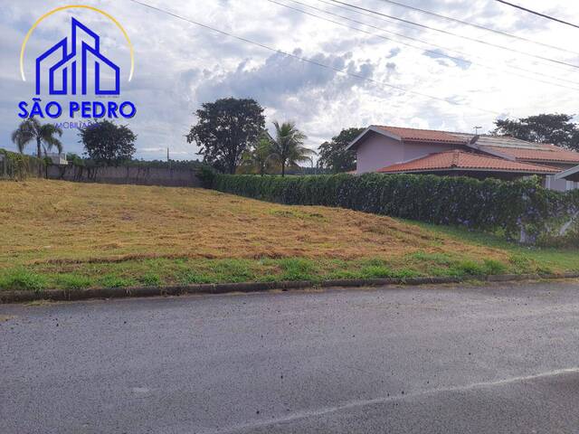 Terreno para Venda em São Pedro - 3