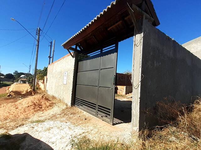 Casa para Venda em Brotas - 2