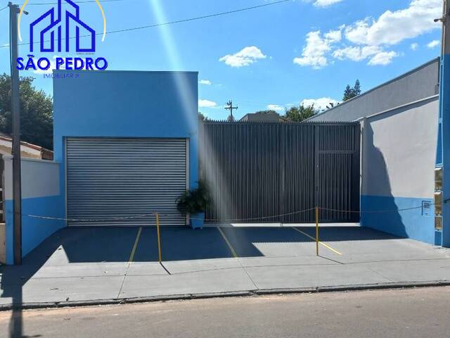 Salão Comercial para Venda em São Pedro - 1