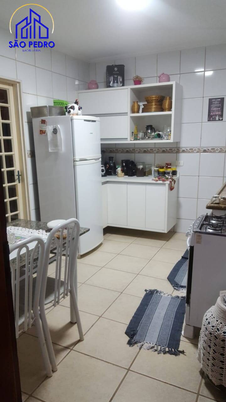 Apartamento à venda com 3 quartos, 81m² - Foto 12