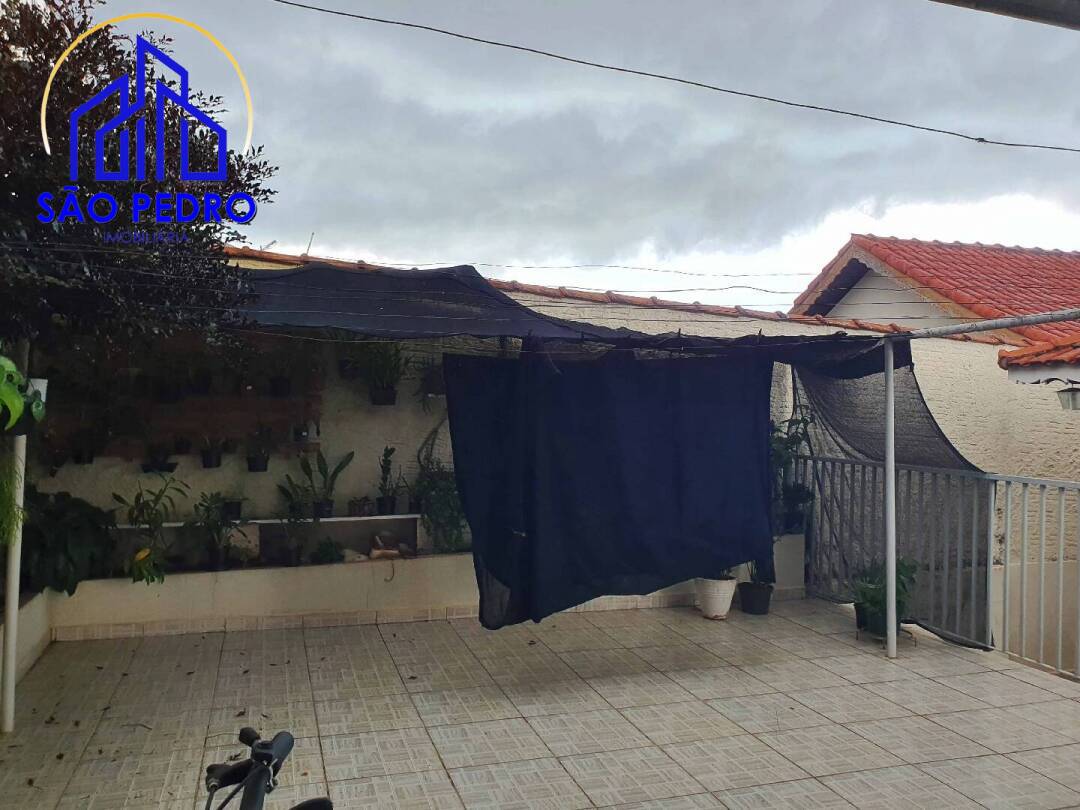 Casa à venda com 3 quartos, 139m² - Foto 13