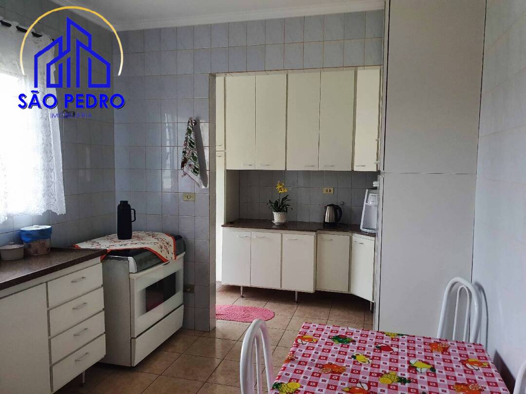 Casa à venda com 3 quartos, 139m² - Foto 18