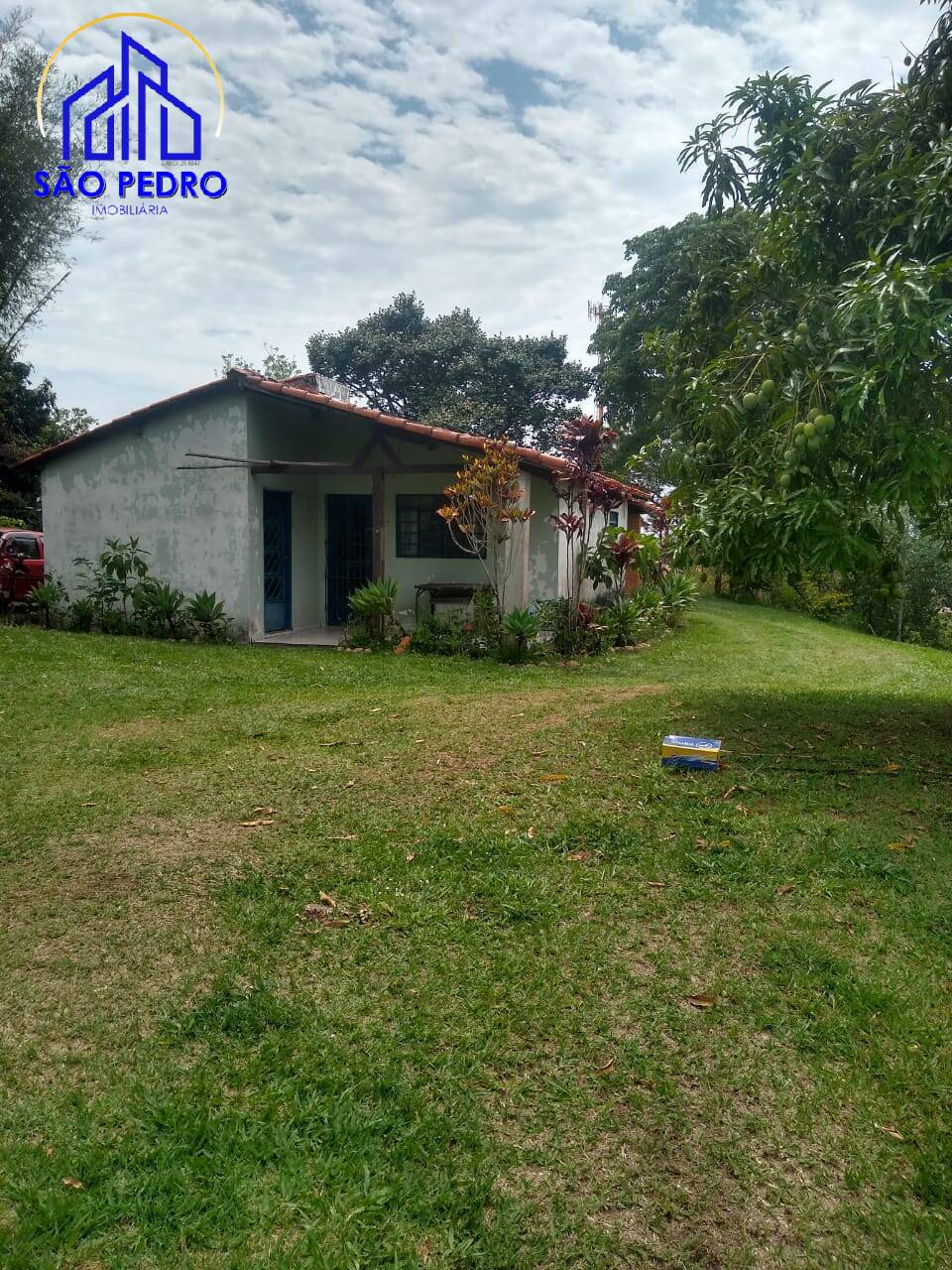 Casa à venda com 4 quartos, 200m² - Foto 1