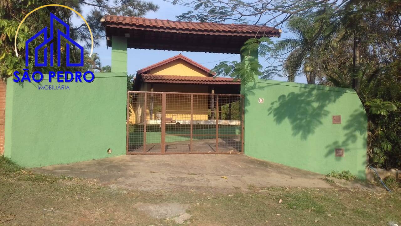 Fazenda à venda com 6 quartos, 395m² - Foto 1