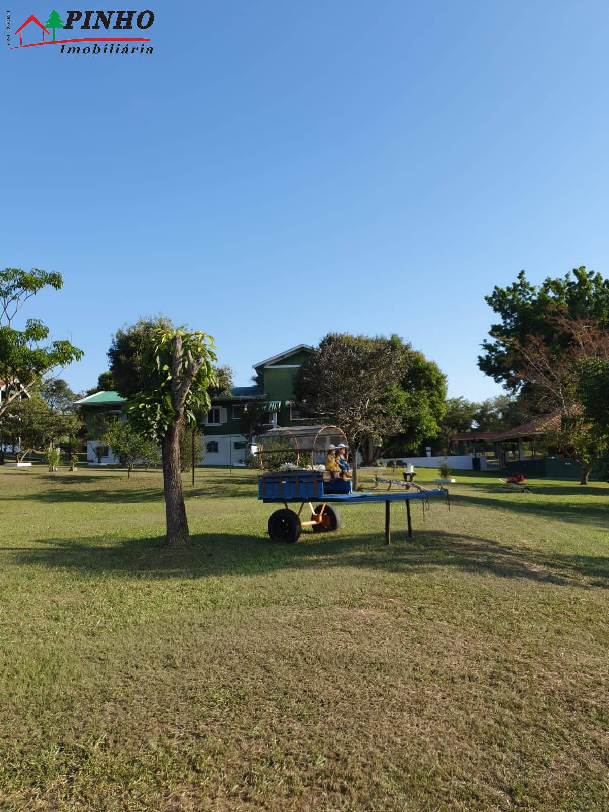 Casa à venda com 10 quartos, 10000m² - Foto 12