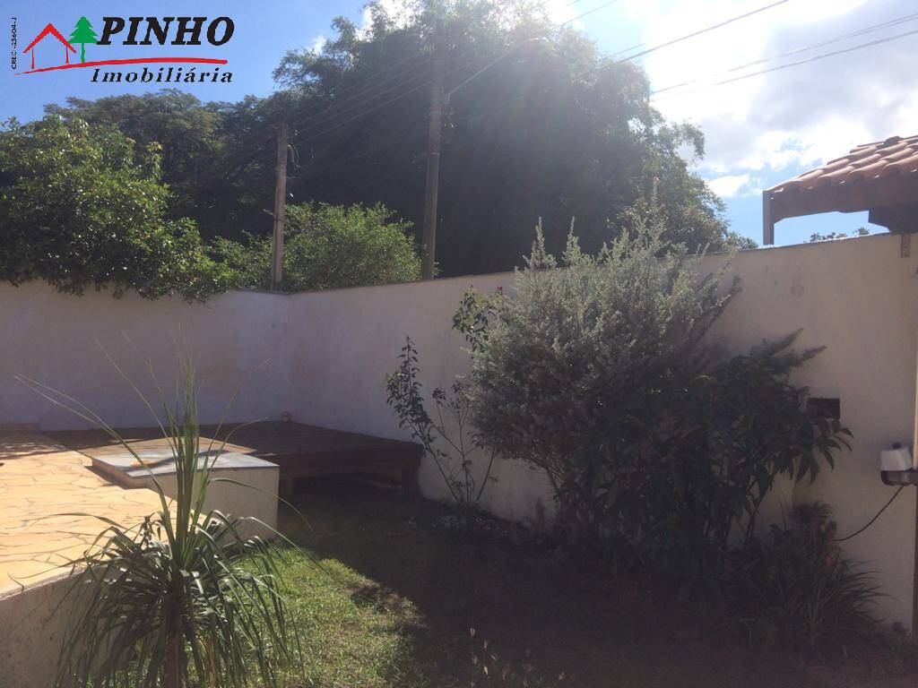 Casa à venda com 3 quartos, 180m² - Foto 15