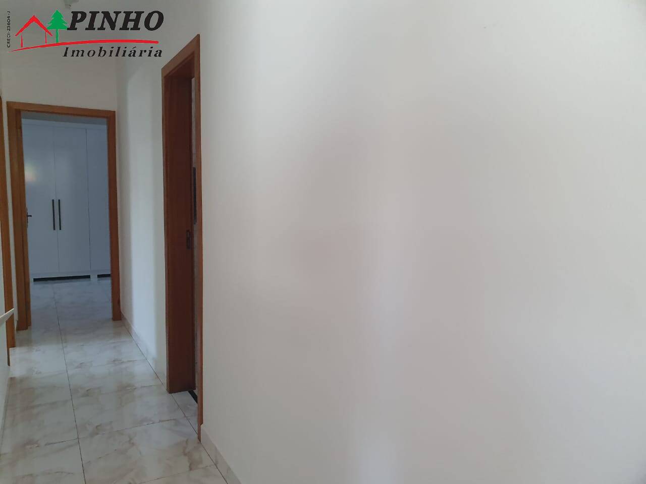 Casa à venda com 3 quartos, 160m² - Foto 3