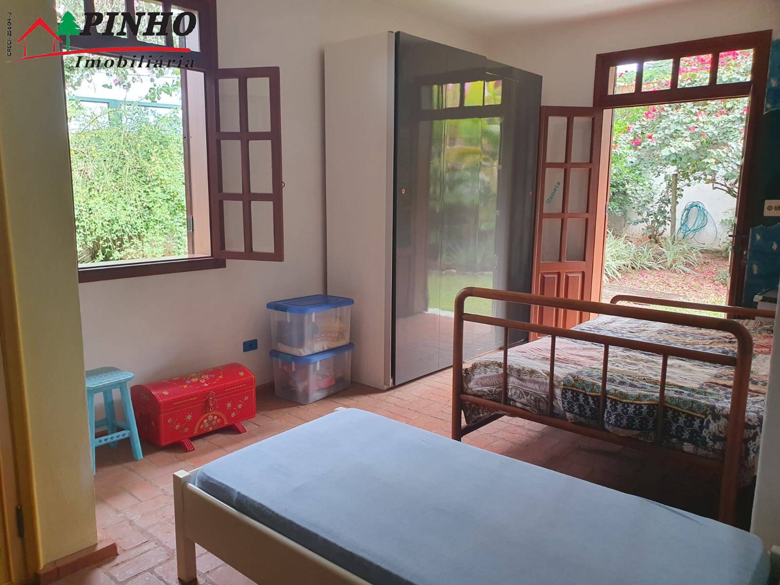 Casa à venda com 3 quartos, 250m² - Foto 8