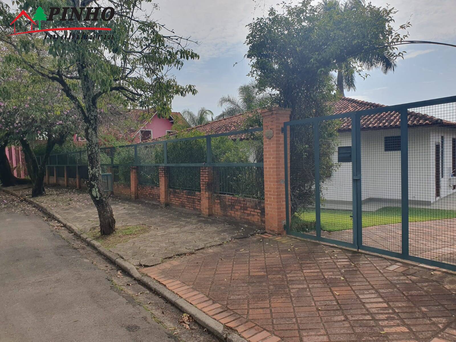 Casa à venda com 3 quartos, 250m² - Foto 37