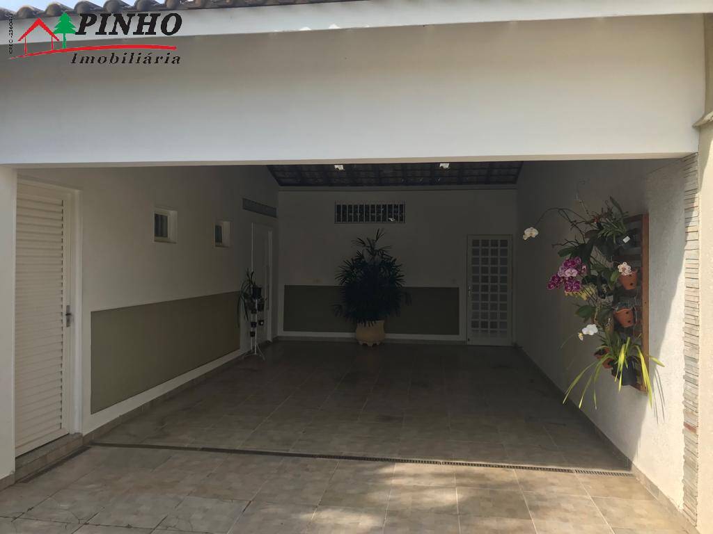 Casa à venda com 3 quartos, 200m² - Foto 5