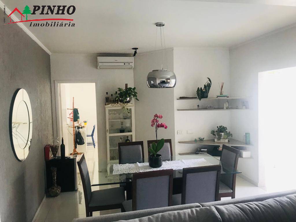 Casa à venda com 3 quartos, 200m² - Foto 18