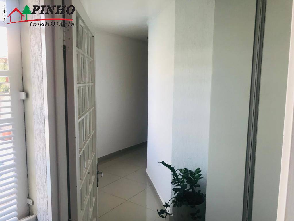 Casa à venda com 3 quartos, 200m² - Foto 26