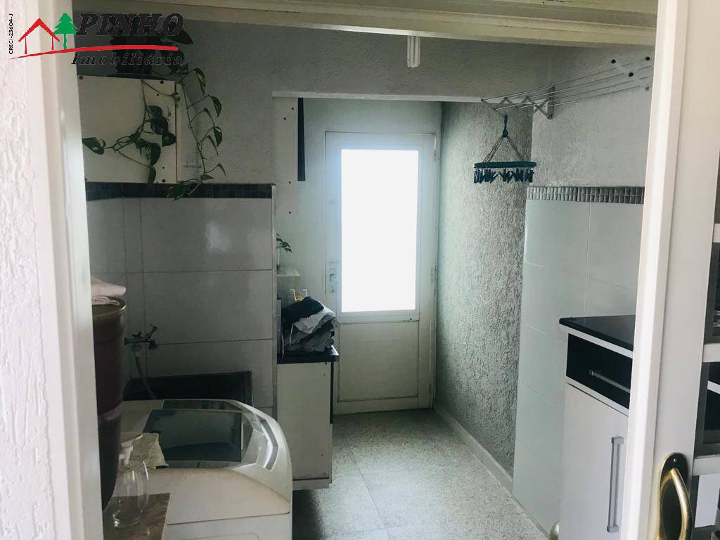 Casa à venda com 3 quartos, 200m² - Foto 25