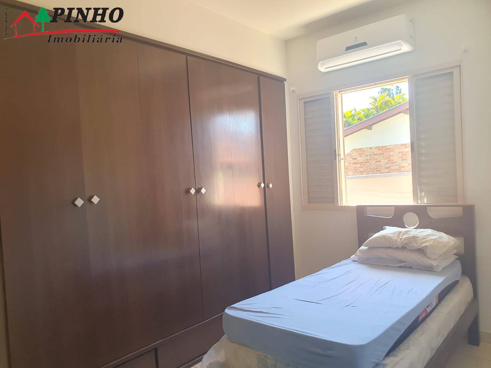 Casa à venda com 3 quartos, 220m² - Foto 21