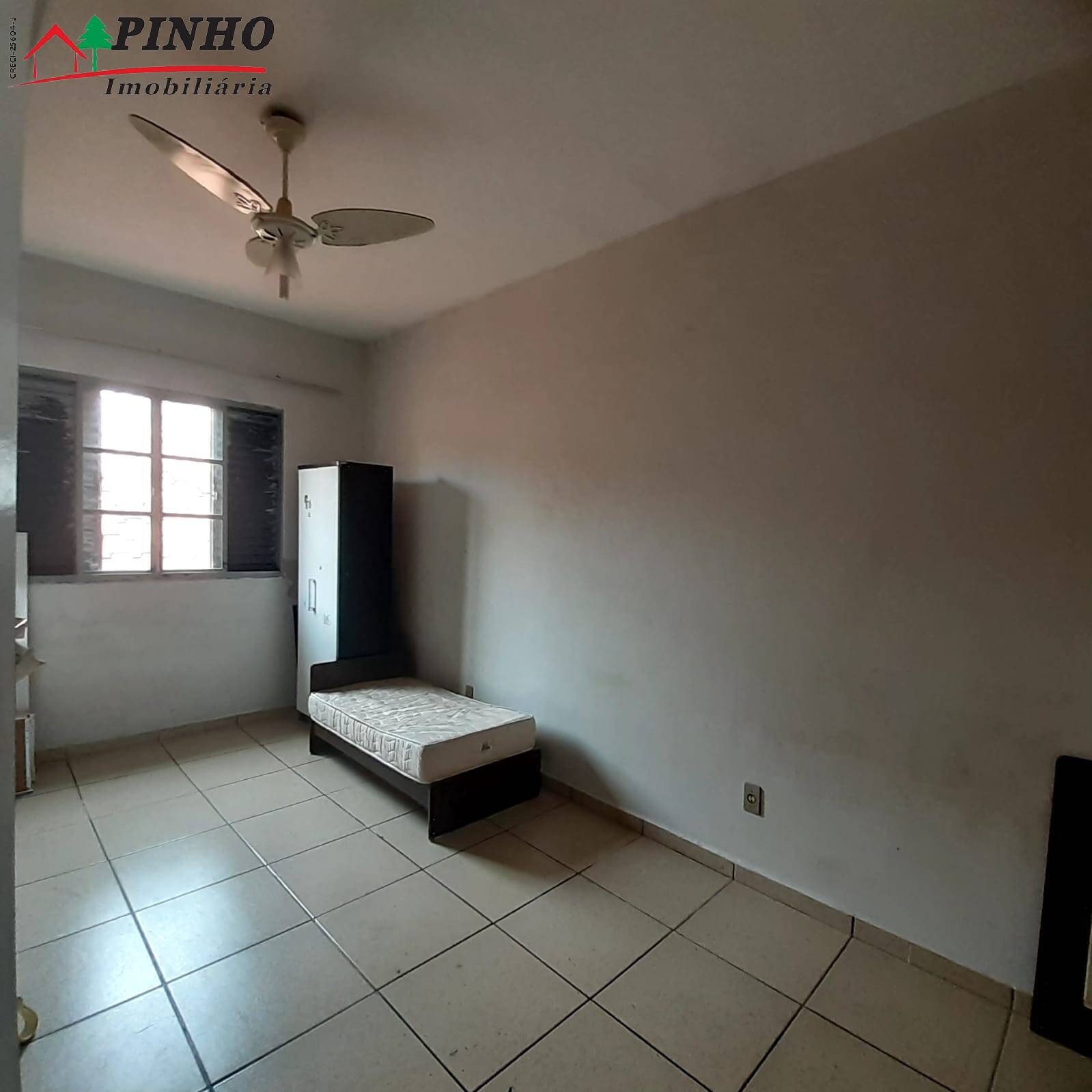 Casa à venda com 2 quartos, 160m² - Foto 8