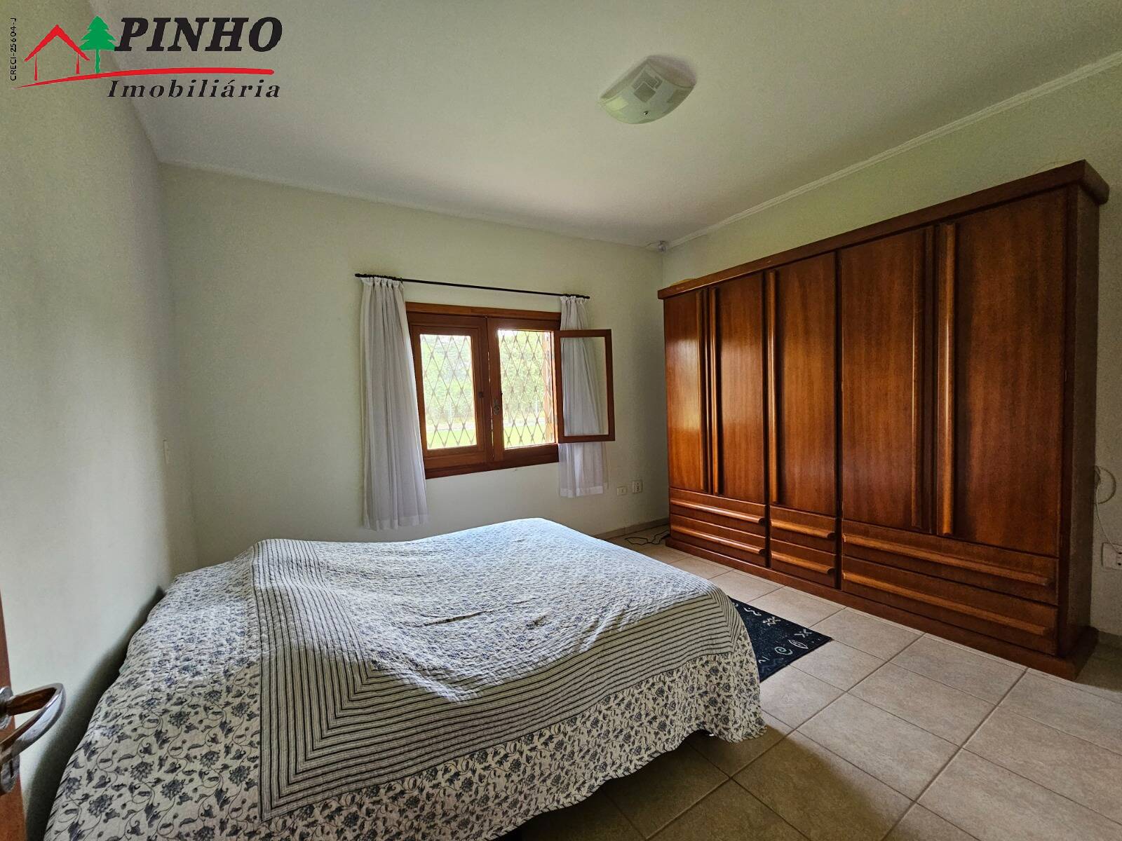 Casa à venda com 4 quartos, 350m² - Foto 27