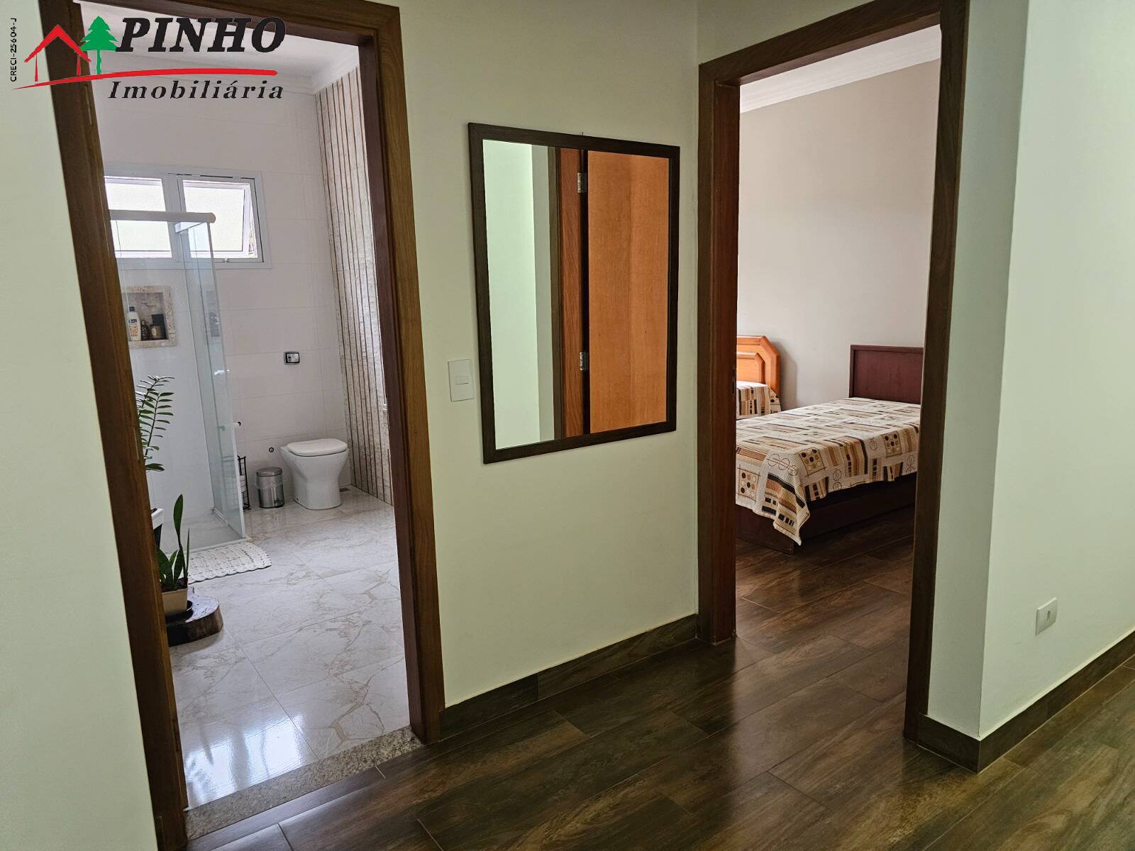 Casa à venda com 4 quartos, 350m² - Foto 10