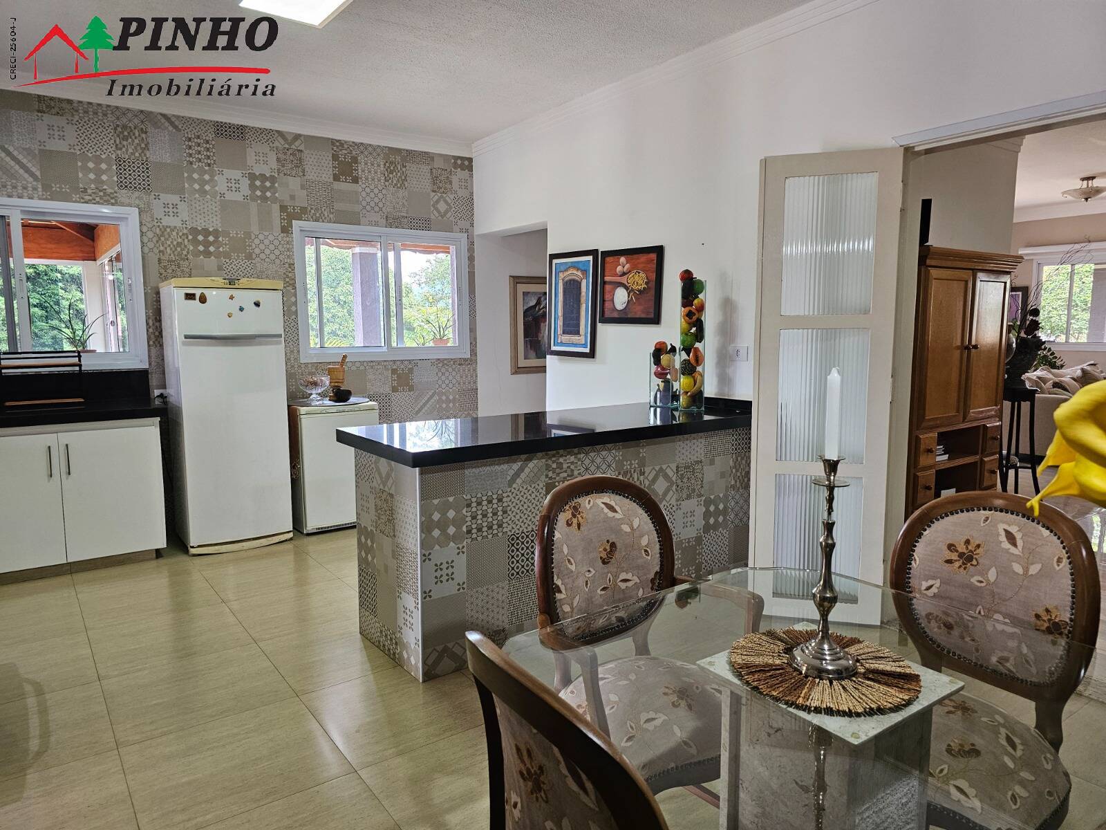 Casa à venda com 4 quartos, 350m² - Foto 25