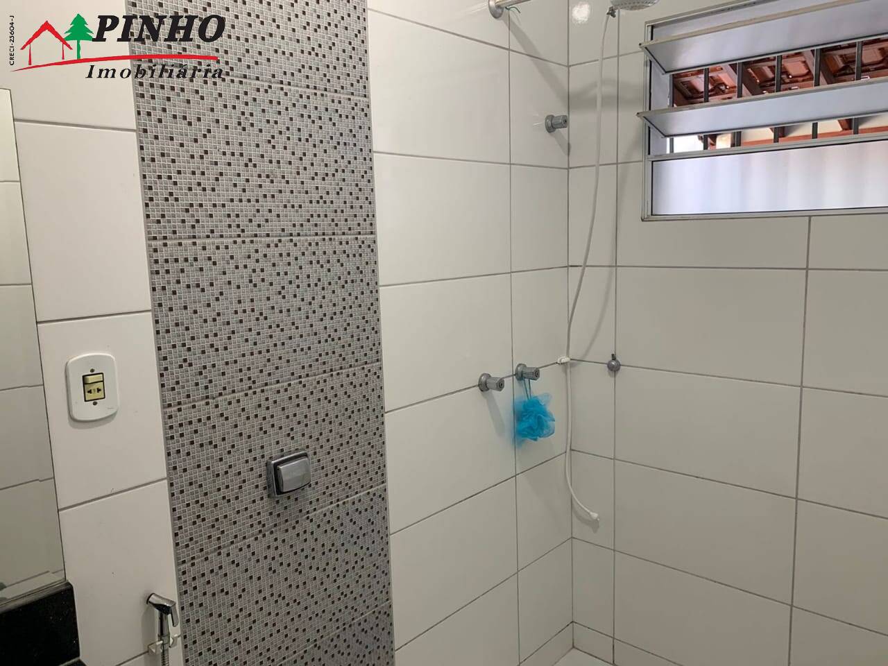 Casa à venda com 5 quartos, 200m² - Foto 5