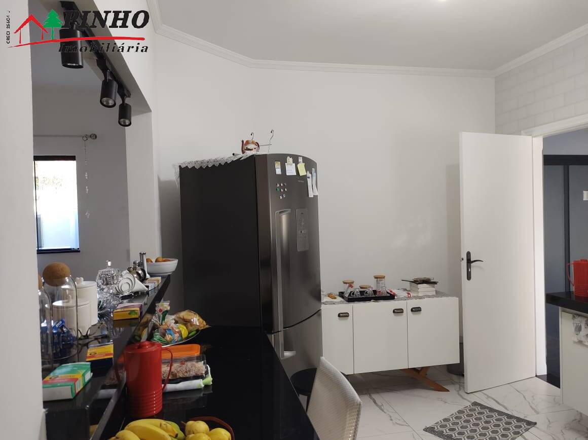 Casa à venda com 2 quartos, 103m² - Foto 13