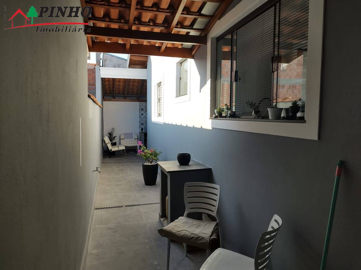 Casa à venda com 2 quartos, 103m² - Foto 16