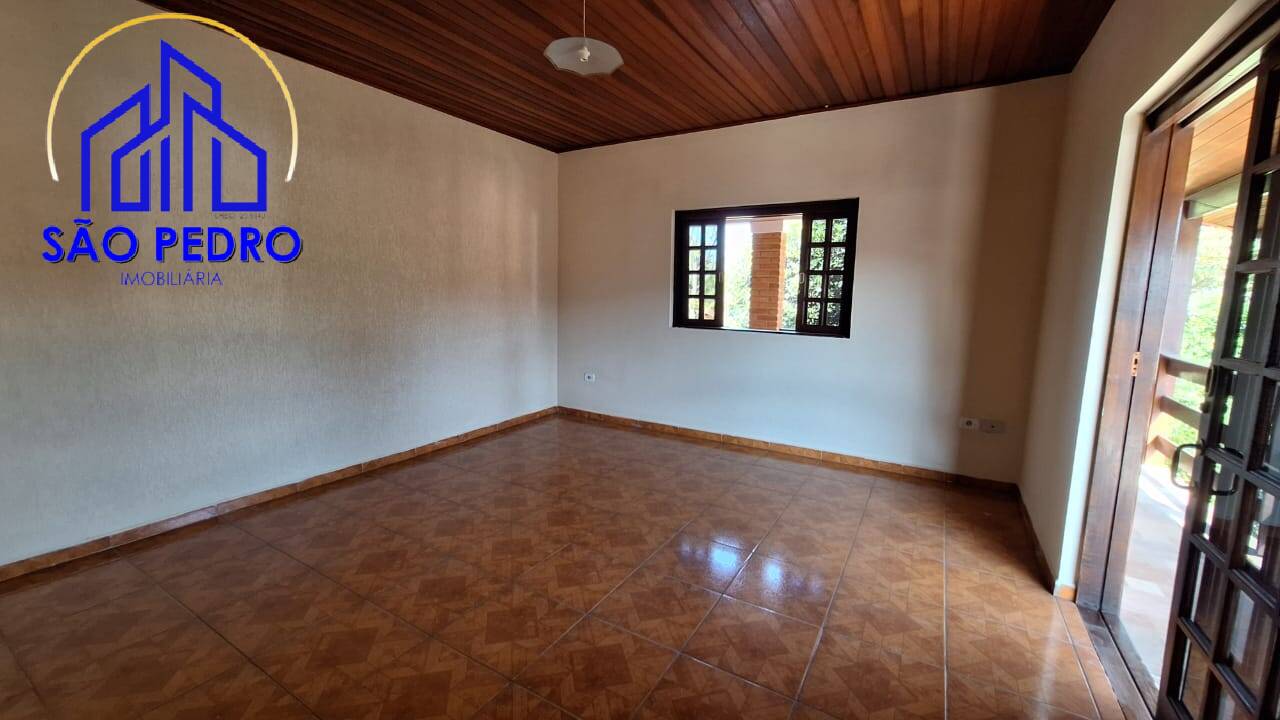 Casa à venda com 6 quartos, 220m² - Foto 44