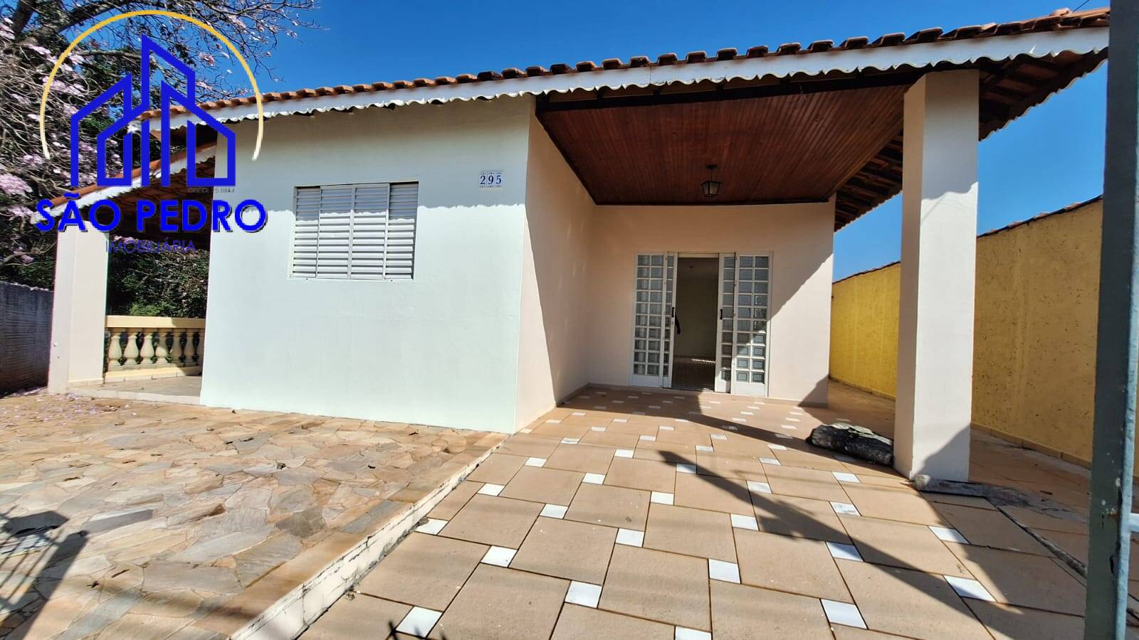 Casa à venda com 3 quartos, 174m² - Foto 4