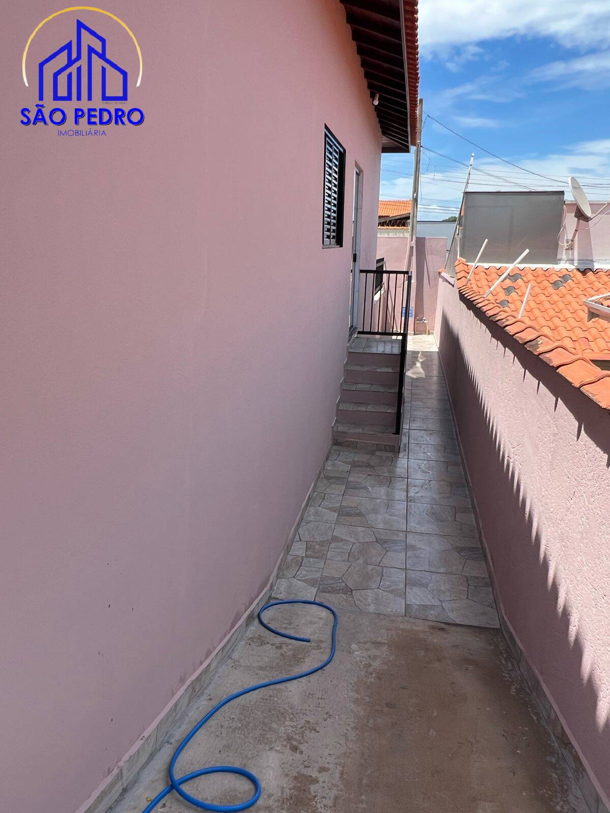 Casa à venda com 3 quartos, 140m² - Foto 4