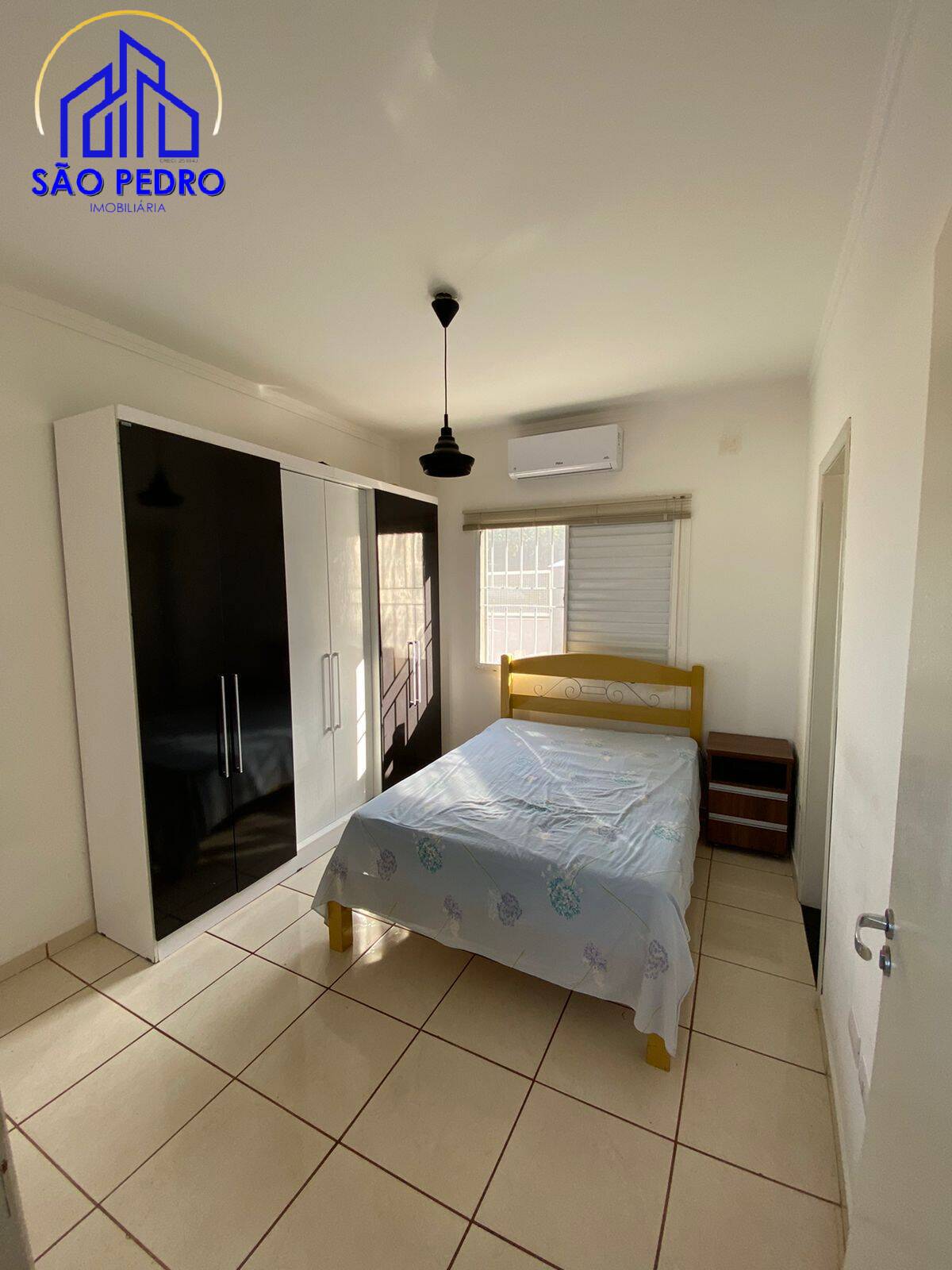 Casa à venda com 2 quartos, 1000m² - Foto 7