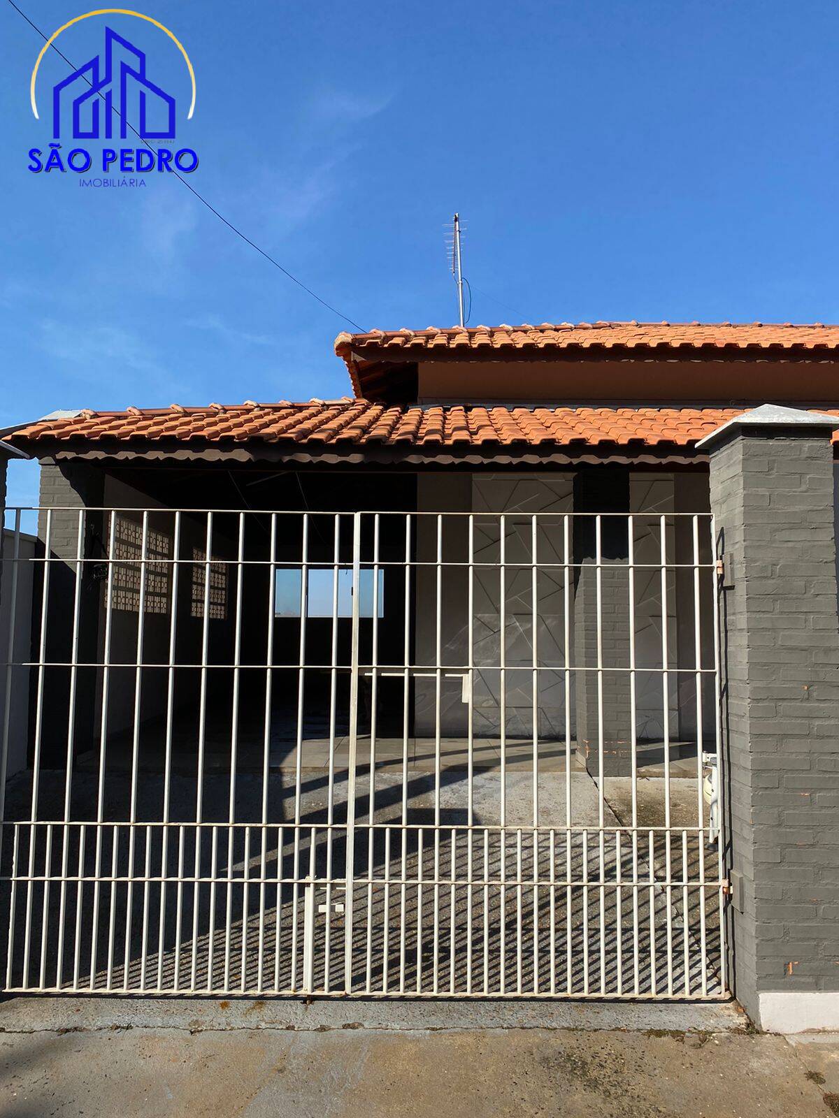 Casa à venda com 2 quartos, 1000m² - Foto 14