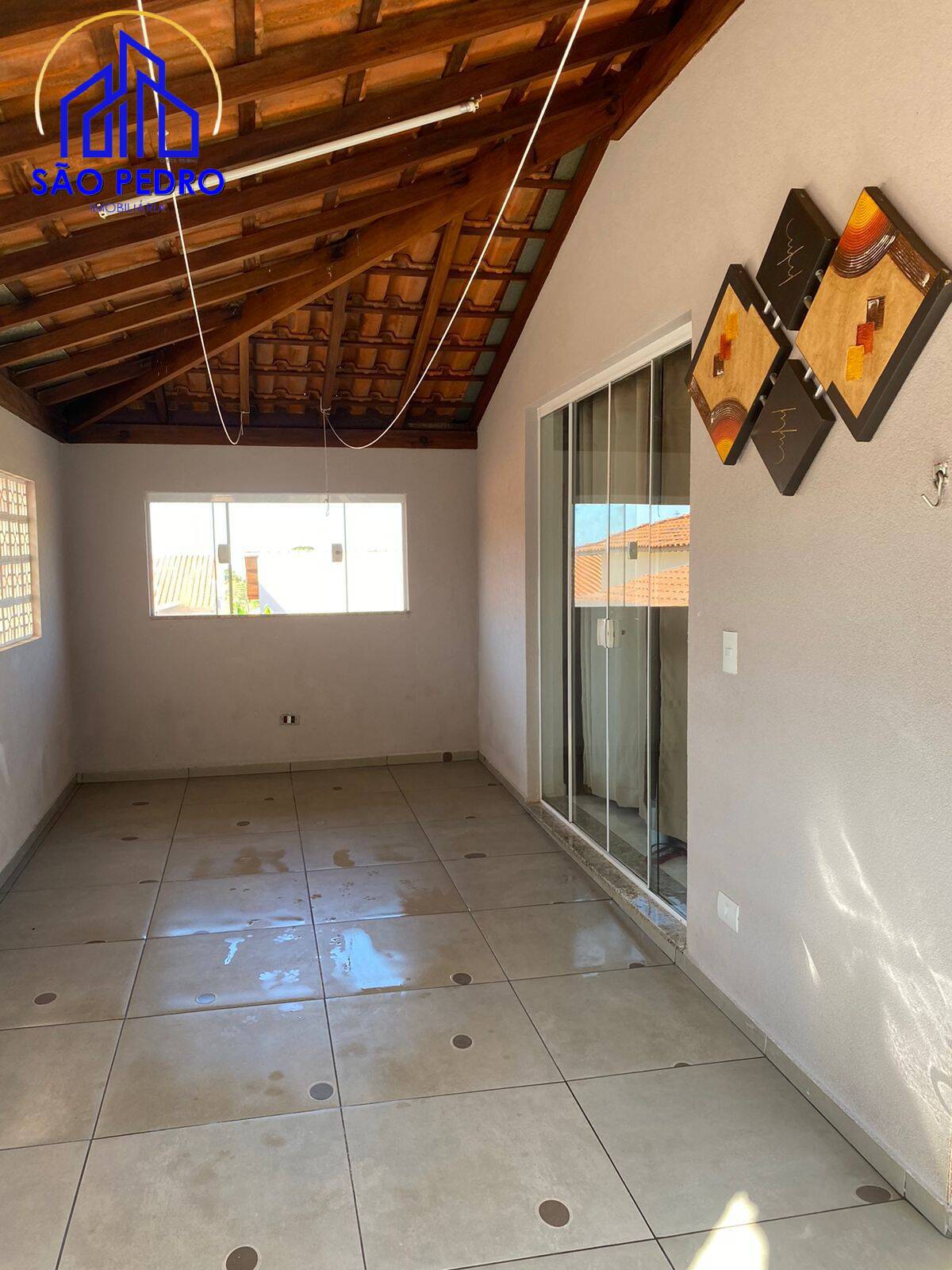 Casa à venda com 2 quartos, 1000m² - Foto 15