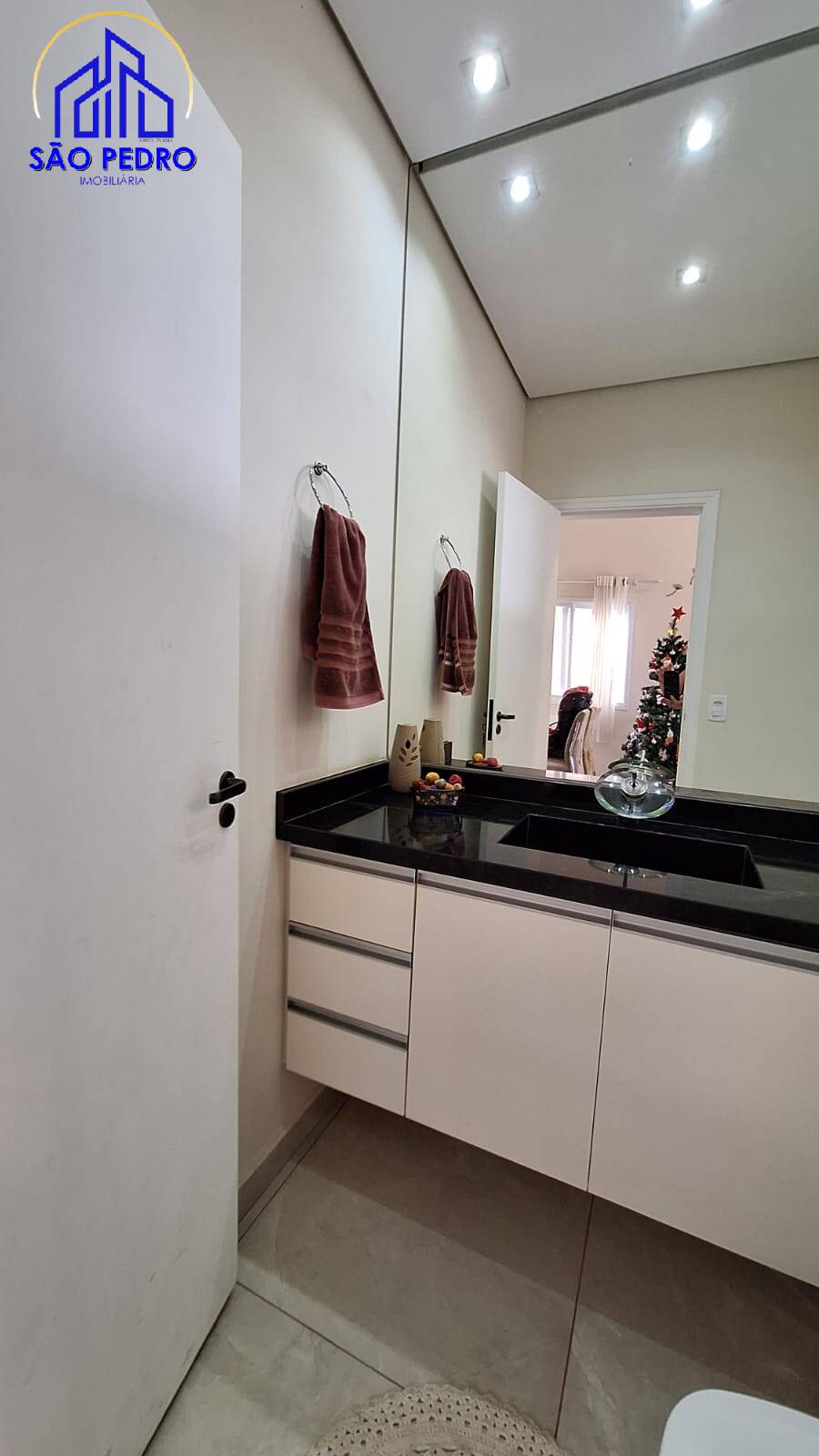 Casa à venda com 3 quartos, 207m² - Foto 12