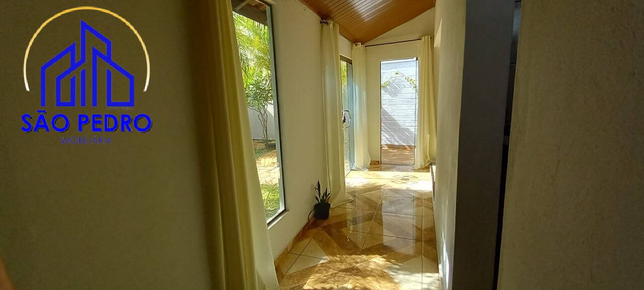 Casa à venda com 1 quarto, 196m² - Foto 9